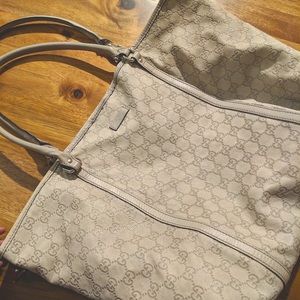 Good condition oversized Guccissima tote bag